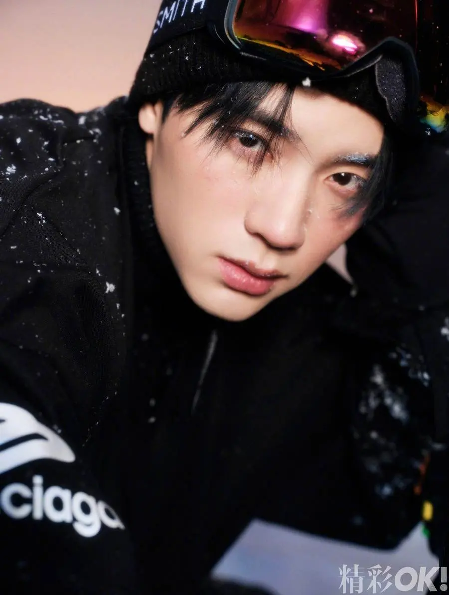 Zhou Yiran @ OK! China January 2024