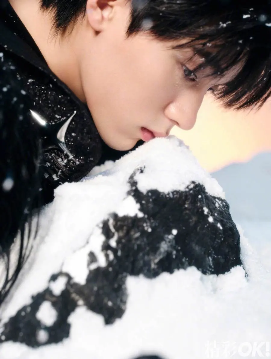 Zhou Yiran @ OK! China January 2024