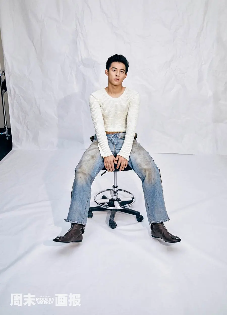 Li Sirong @ Modern Weekly Style China January 2024