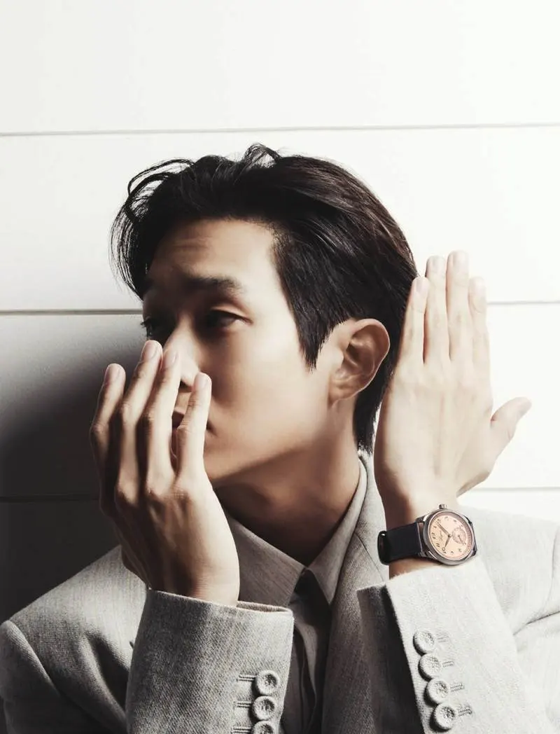 Choi woo shik @ Esquire Korea January 2024