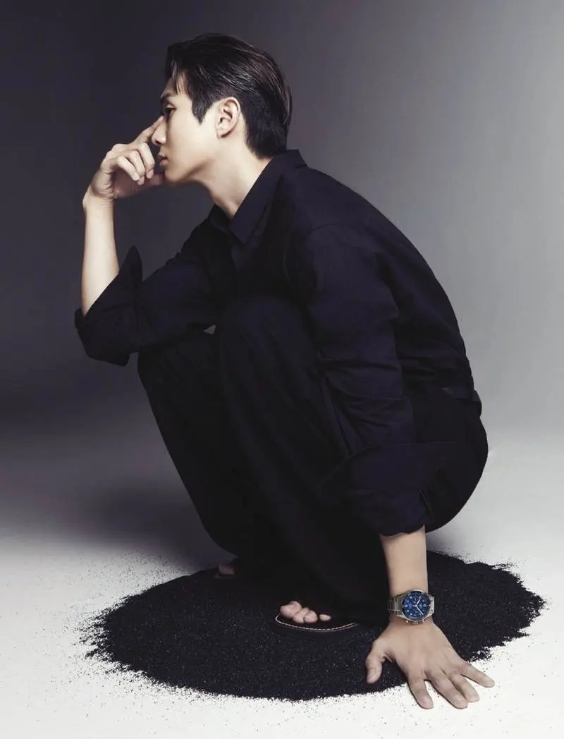 Choi woo shik @ Esquire Korea January 2024