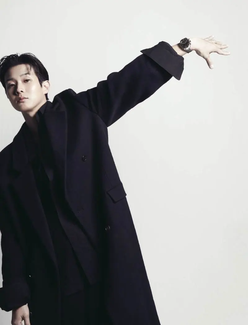 Choi woo shik @ Esquire Korea January 2024