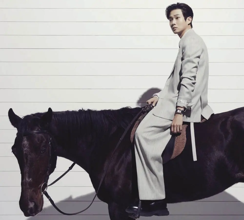 Choi woo shik @ Esquire Korea January 2024