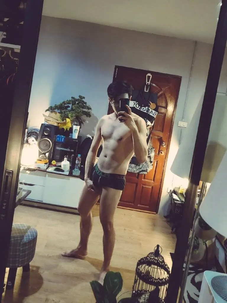 ขาสั่น..