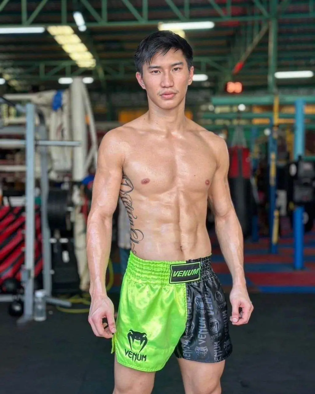 ทรงแด๊ดด แซ่บเบย