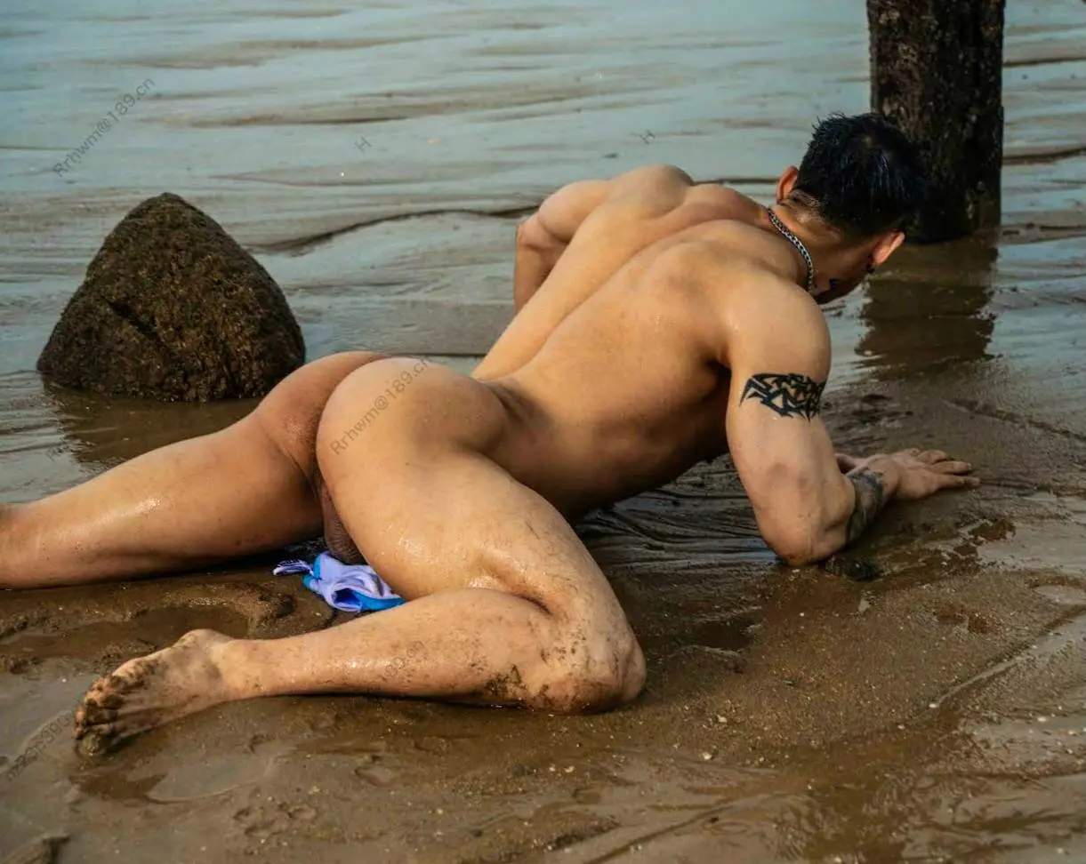 ม่านรูดสุดม้นส์