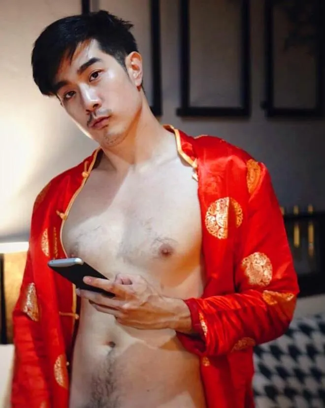 มีSEXกับแฟนสาวตอนกลางวัน แอบSEEDกับเพื่อนชายตอนกลางคืน
