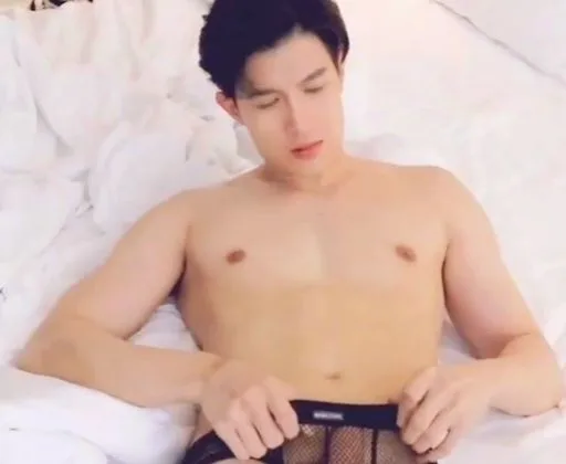 จัดทั้งวัน เดี๋ยวก้มเดี๋ยวราบเดี๋ยวคลานบริกามฟรี