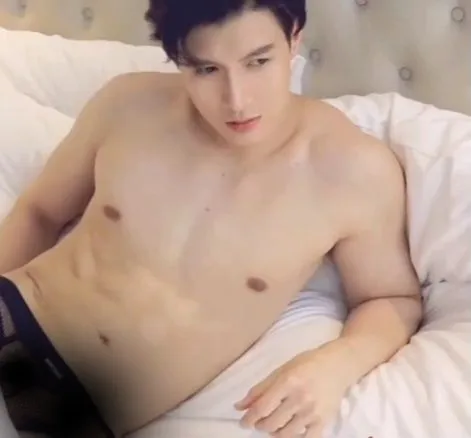 จัดทั้งวัน เดี๋ยวก้มเดี๋ยวราบเดี๋ยวคลานบริกามฟรี