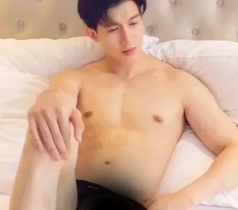 จัดทั้งวัน เดี๋ยวก้มเดี๋ยวราบเดี๋ยวคลานบริกามฟรี