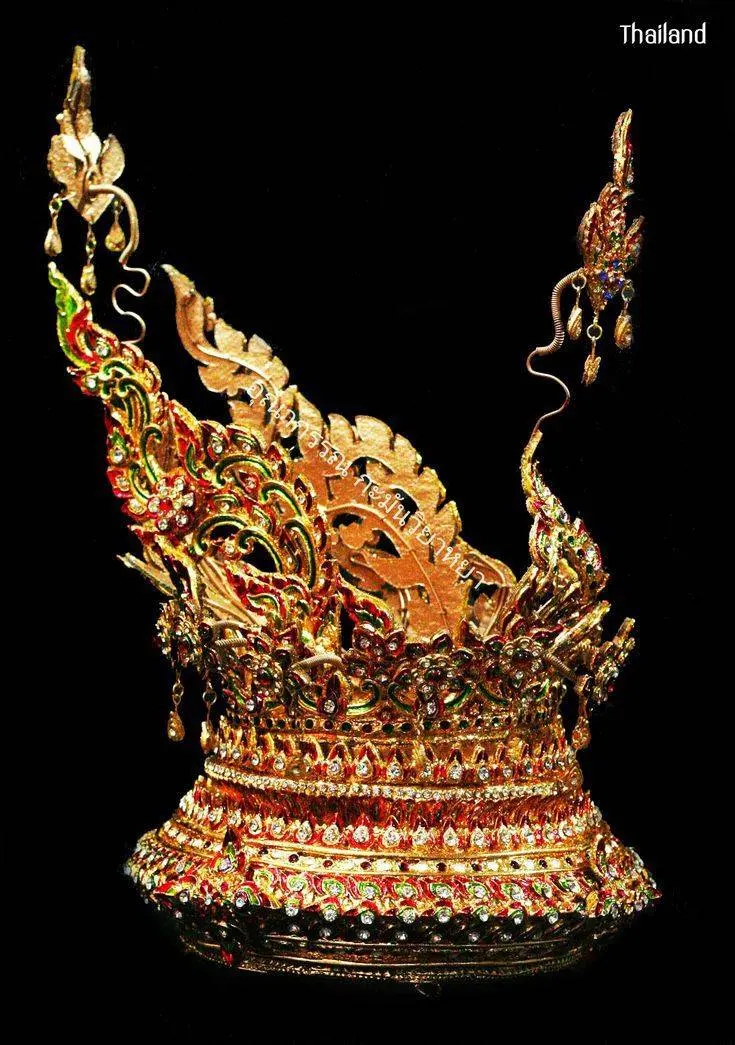 RAD KLAO PLEW : Flame tiara 🇹🇭  THAI HEADDRESS IN TRADITIONAL DANCE