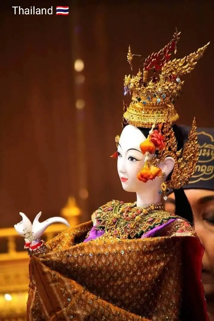 RAD KLAO PLEW : Flame tiara 🇹🇭  THAI HEADDRESS IN TRADITIONAL DANCE
