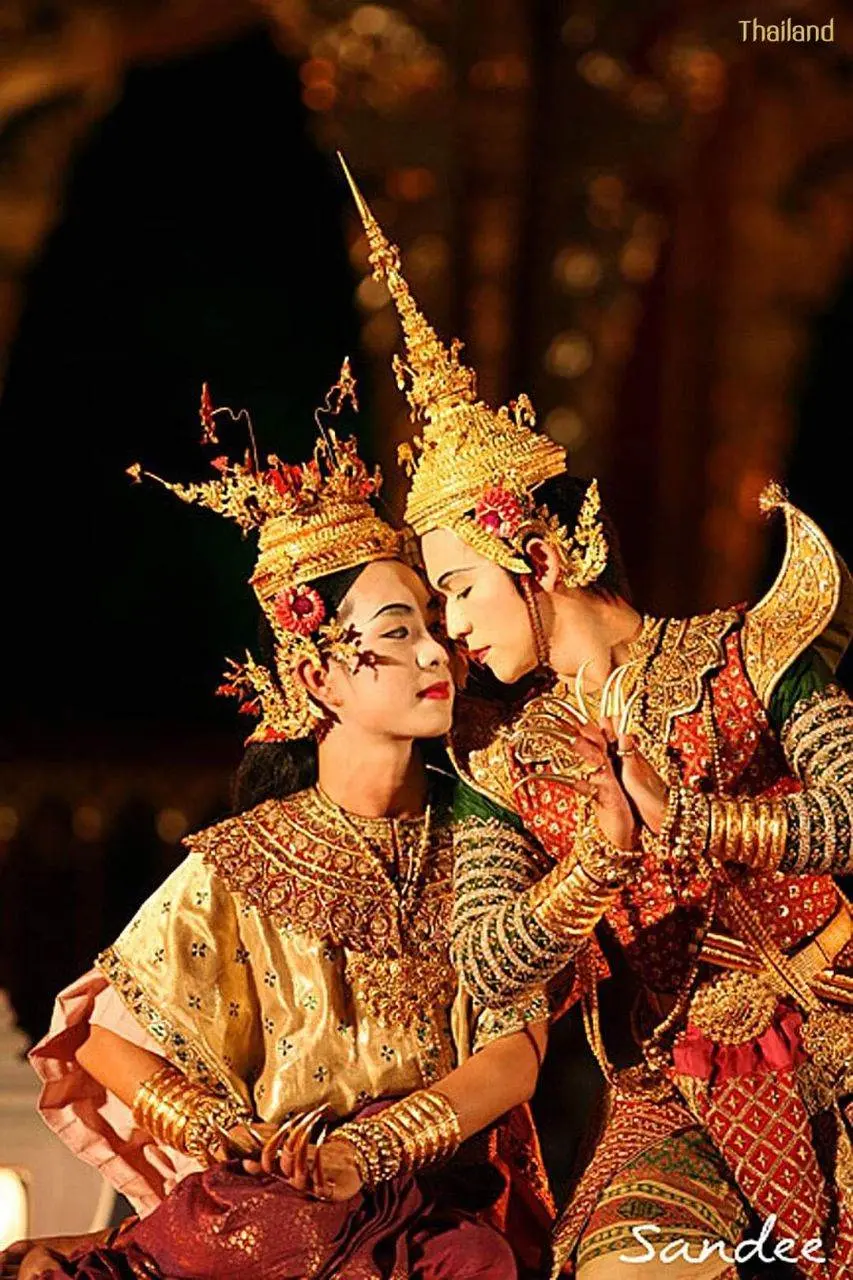 RAD KLAO PLEW : Flame tiara 🇹🇭  THAI HEADDRESS IN TRADITIONAL DANCE