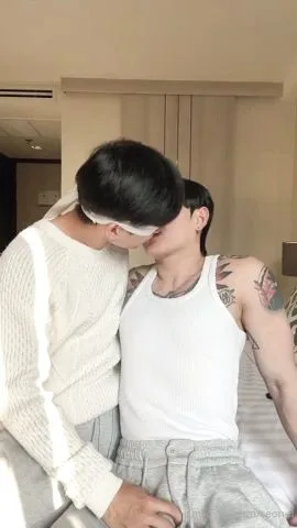 เพื่อนแอบแซ่บ