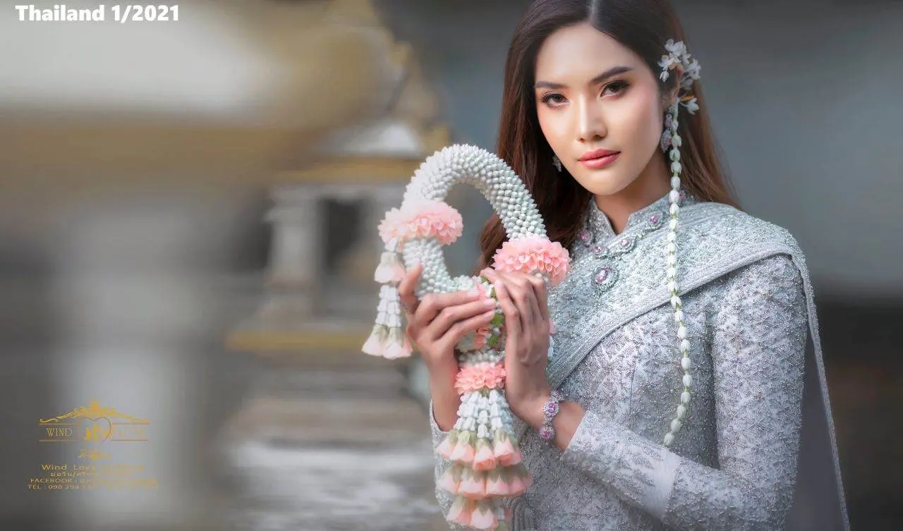 Thai Siwalai National Costume