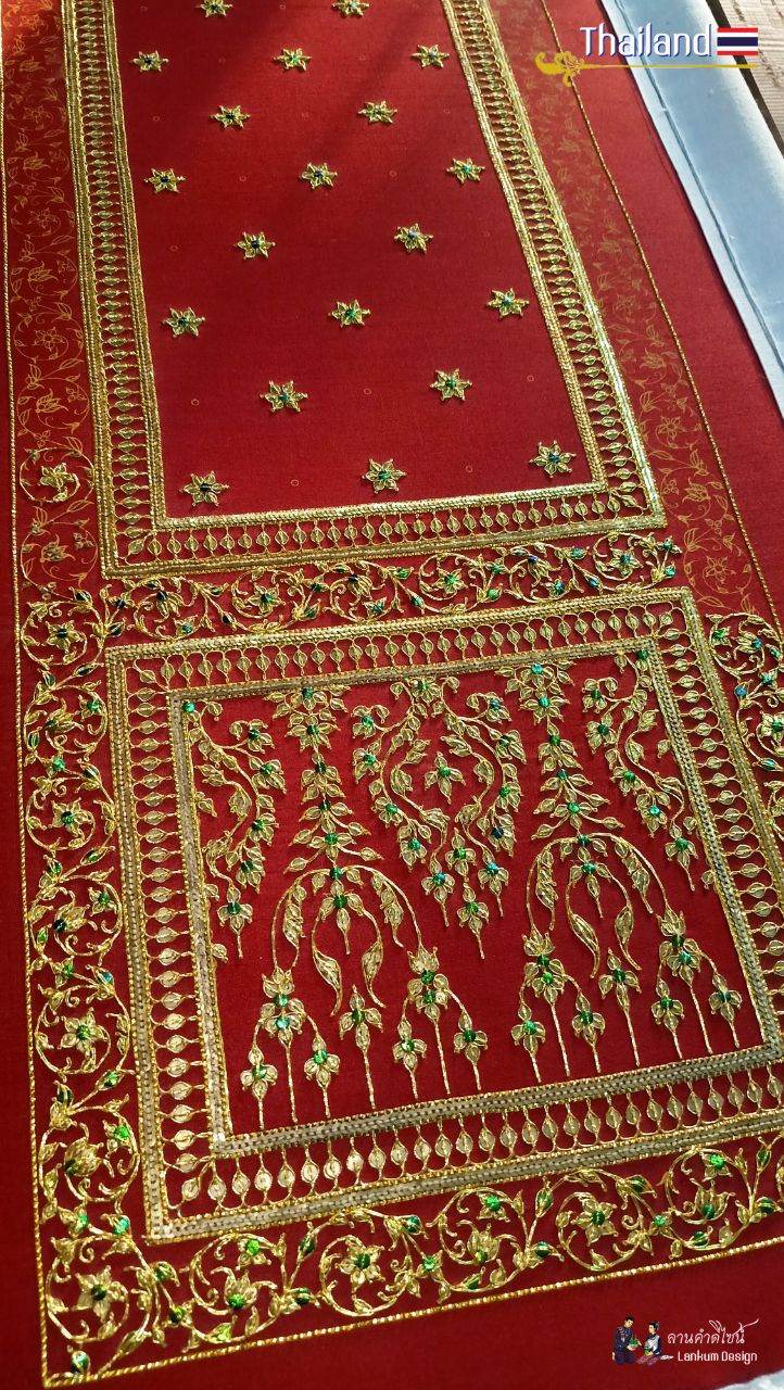 THAILAND 🇹🇭 | Pha Saphak: Ancient Shawl for Thai Wedding Dress