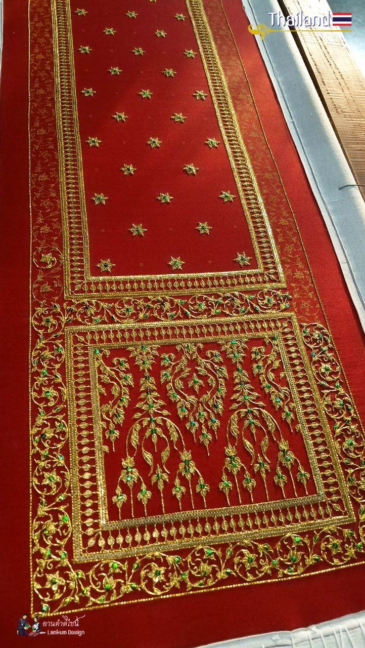 THAILAND 🇹🇭 | Pha Saphak: Ancient Shawl for Thai Wedding Dress