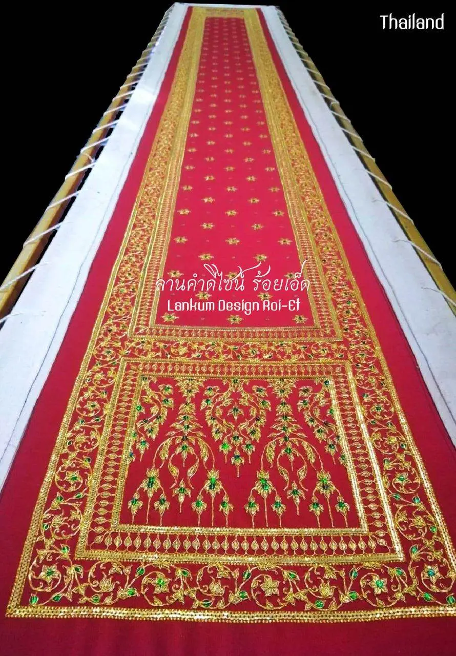 THAILAND 🇹🇭 | Pha Saphak: Ancient Shawl for Thai Wedding Dress
