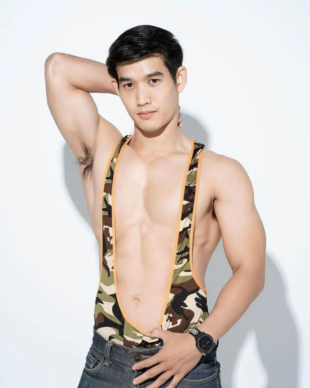 ลงลิ้นแลกลิ้นฟินน่าดู