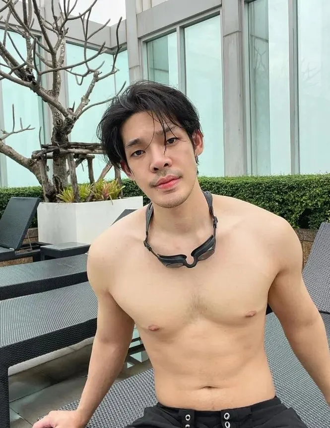 ลงลิ้นแลกลิ้นฟินน่าดู