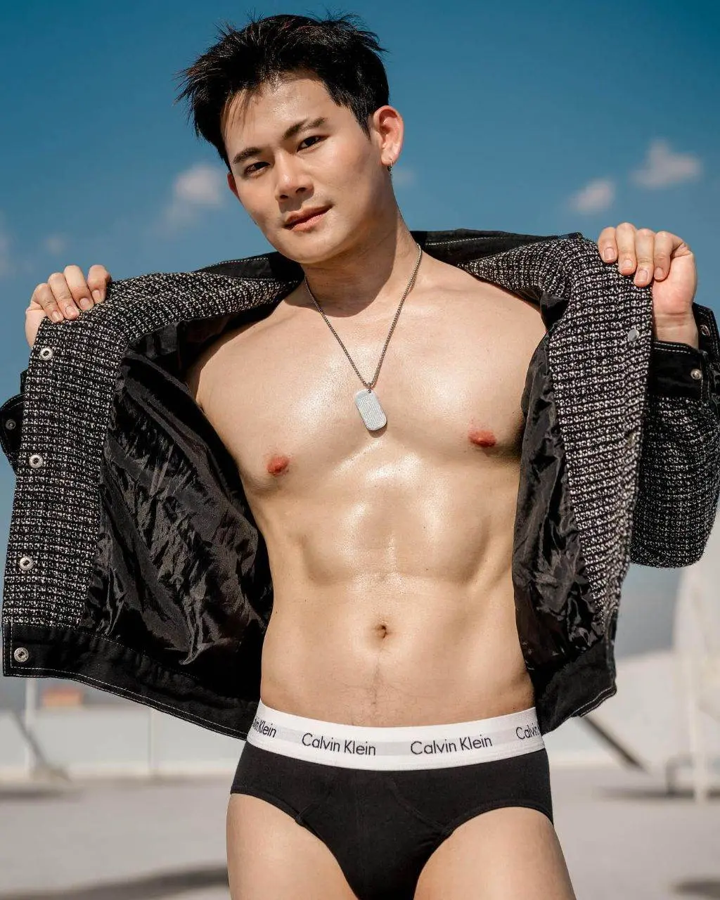 เก็บน้ำรักที่ทะลักทะลวง