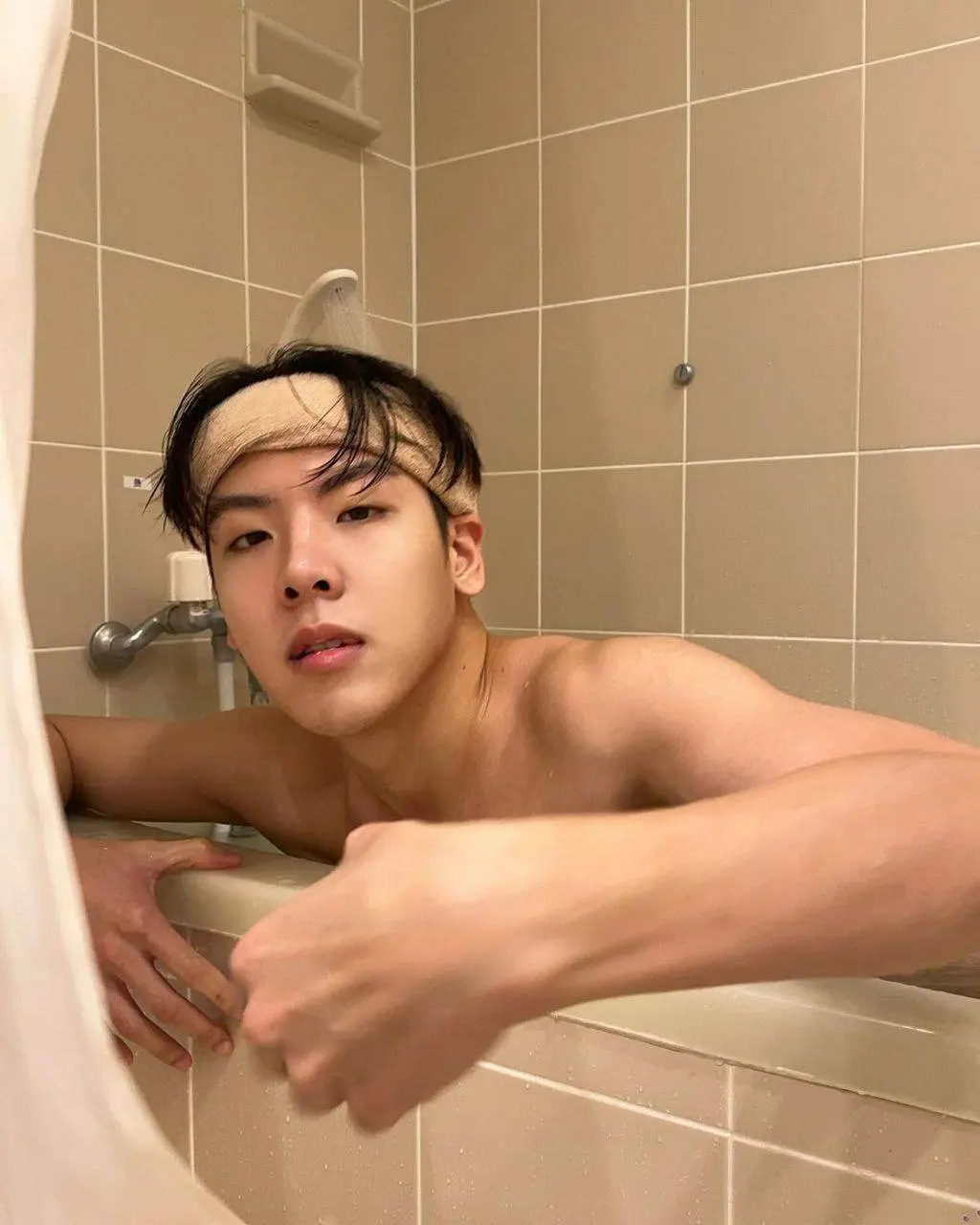 เก็บน้ำรักที่ทะลักทะลวง