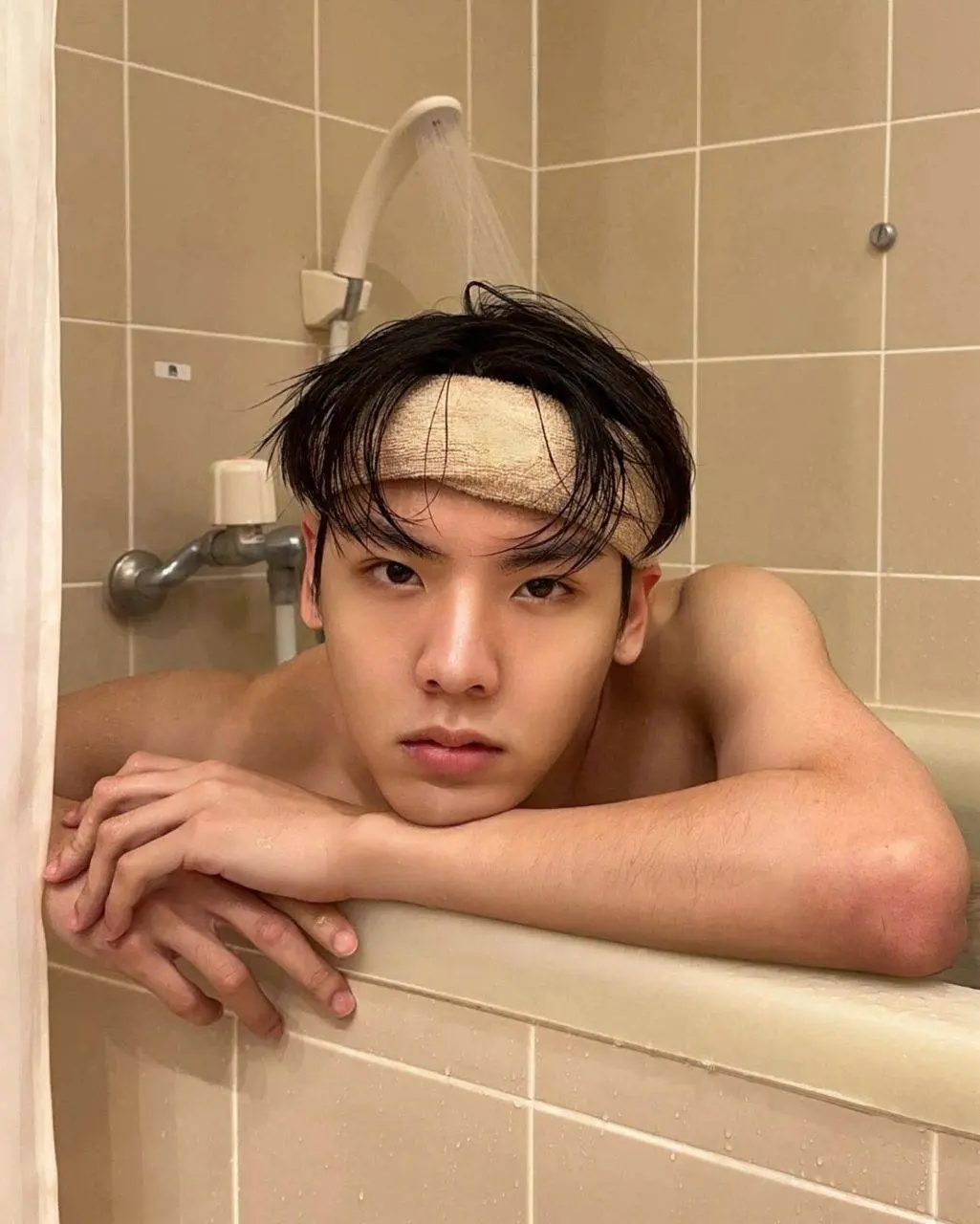 เก็บน้ำรักที่ทะลักทะลวง