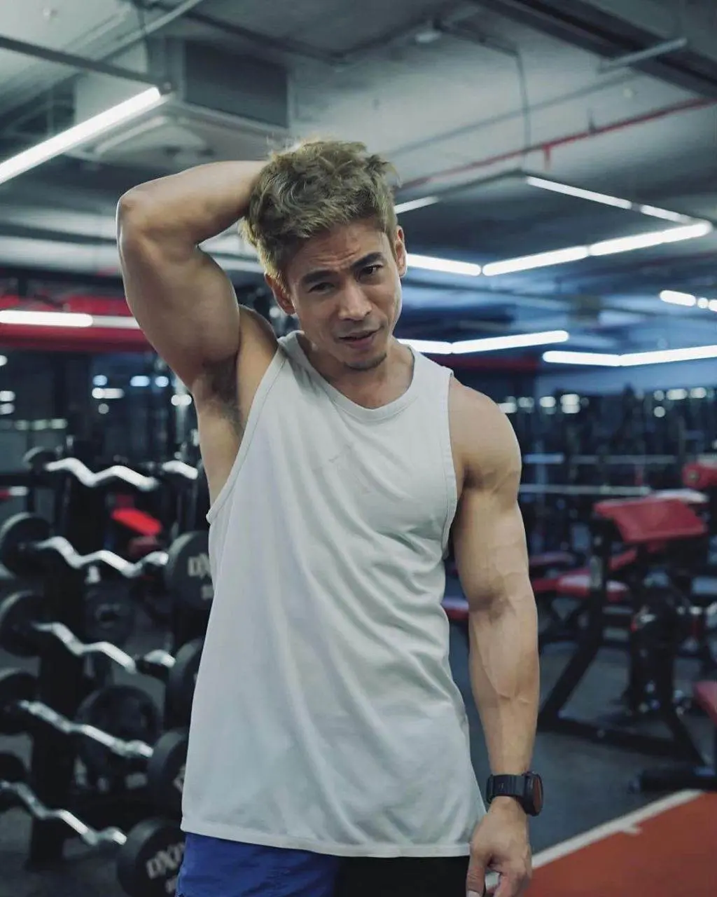 ผู้บ่าวพรีเมี่ยม