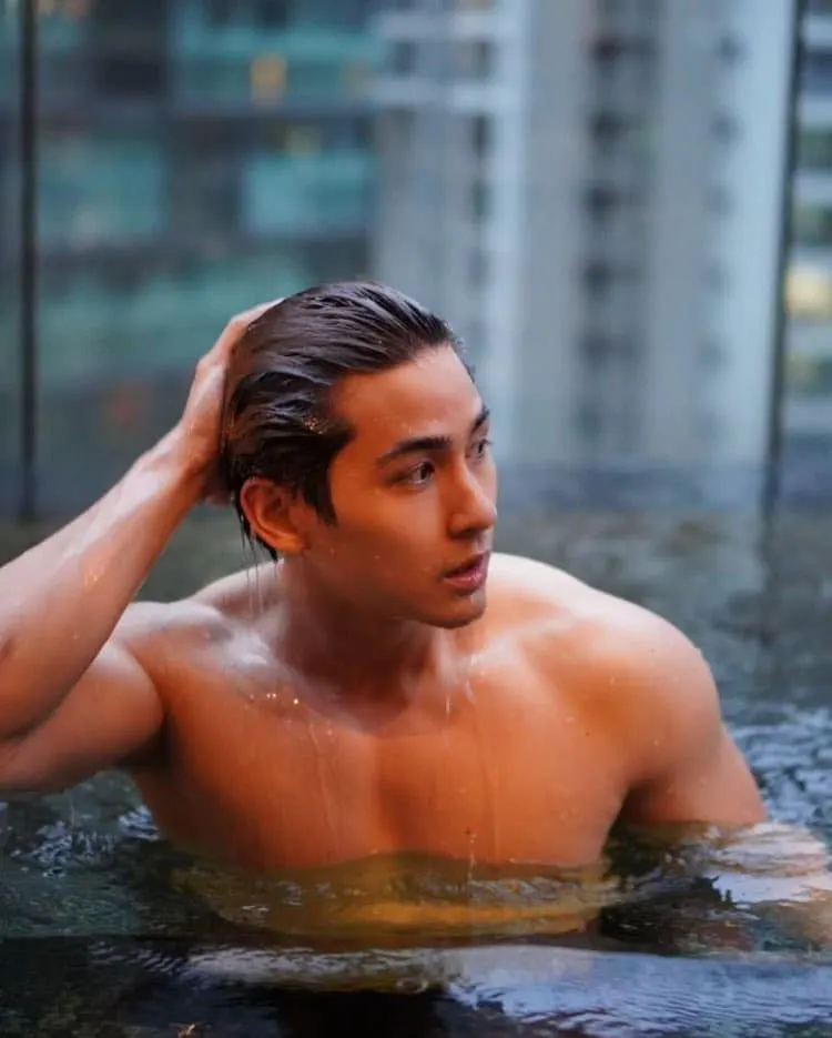 อ๊อกแล้วเลียให้เกลี้ยง