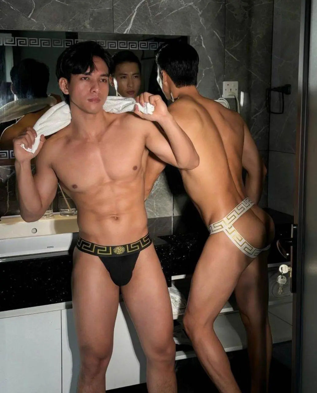 นายแบบเพื่อนำบ้าน จากเวียดนาม.