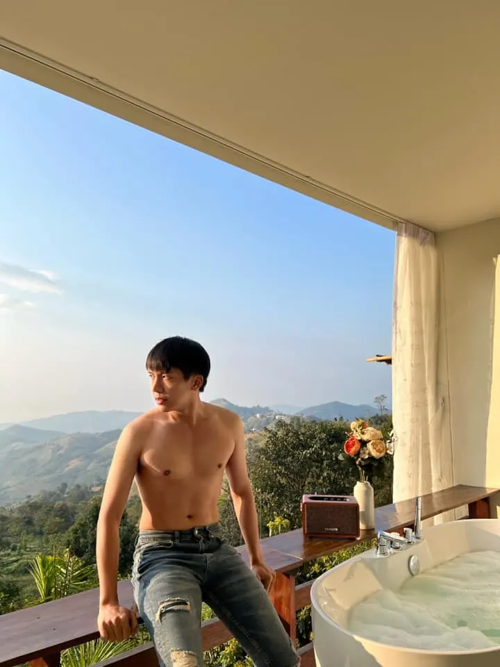 เซ็ตนี้น้ำล้นเบาๆ