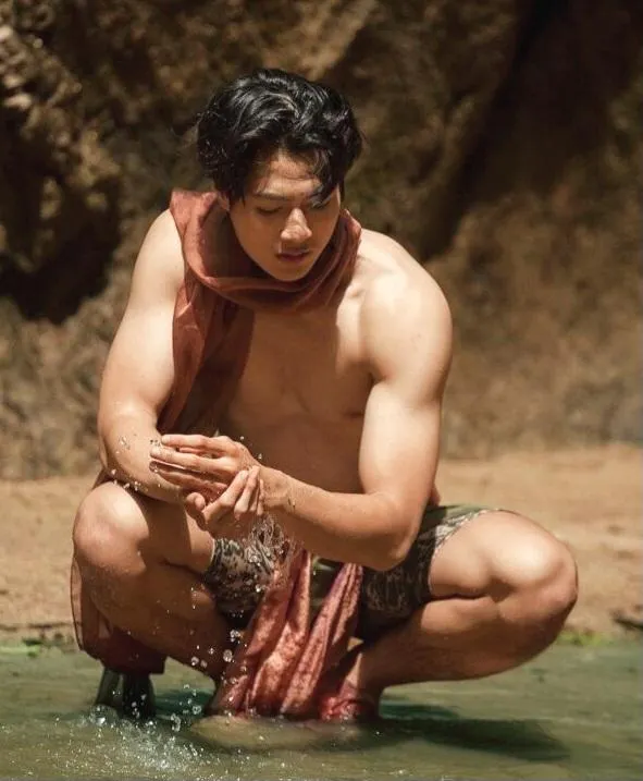 ถอดถอน