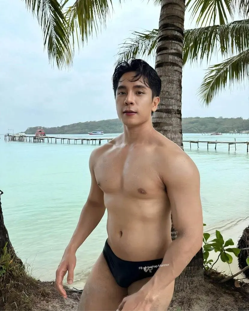 หล่อแบบเอเชีย สไตล์ไทยแลนด์