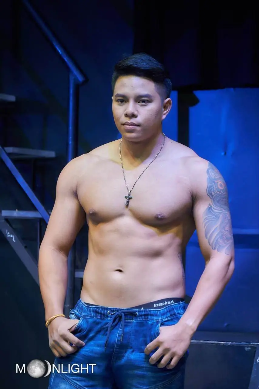 นายแบบในผับ