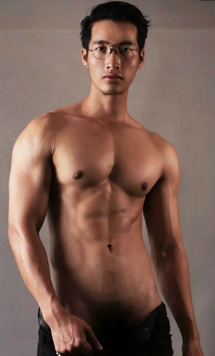 พุ่งกระฉูด 18+