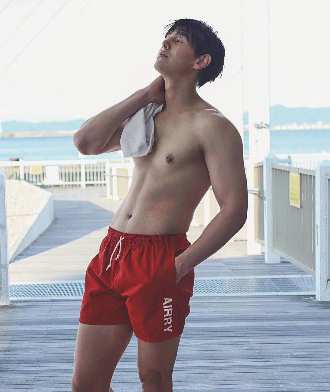 ถอดโชว์เรือนร่าง 2860