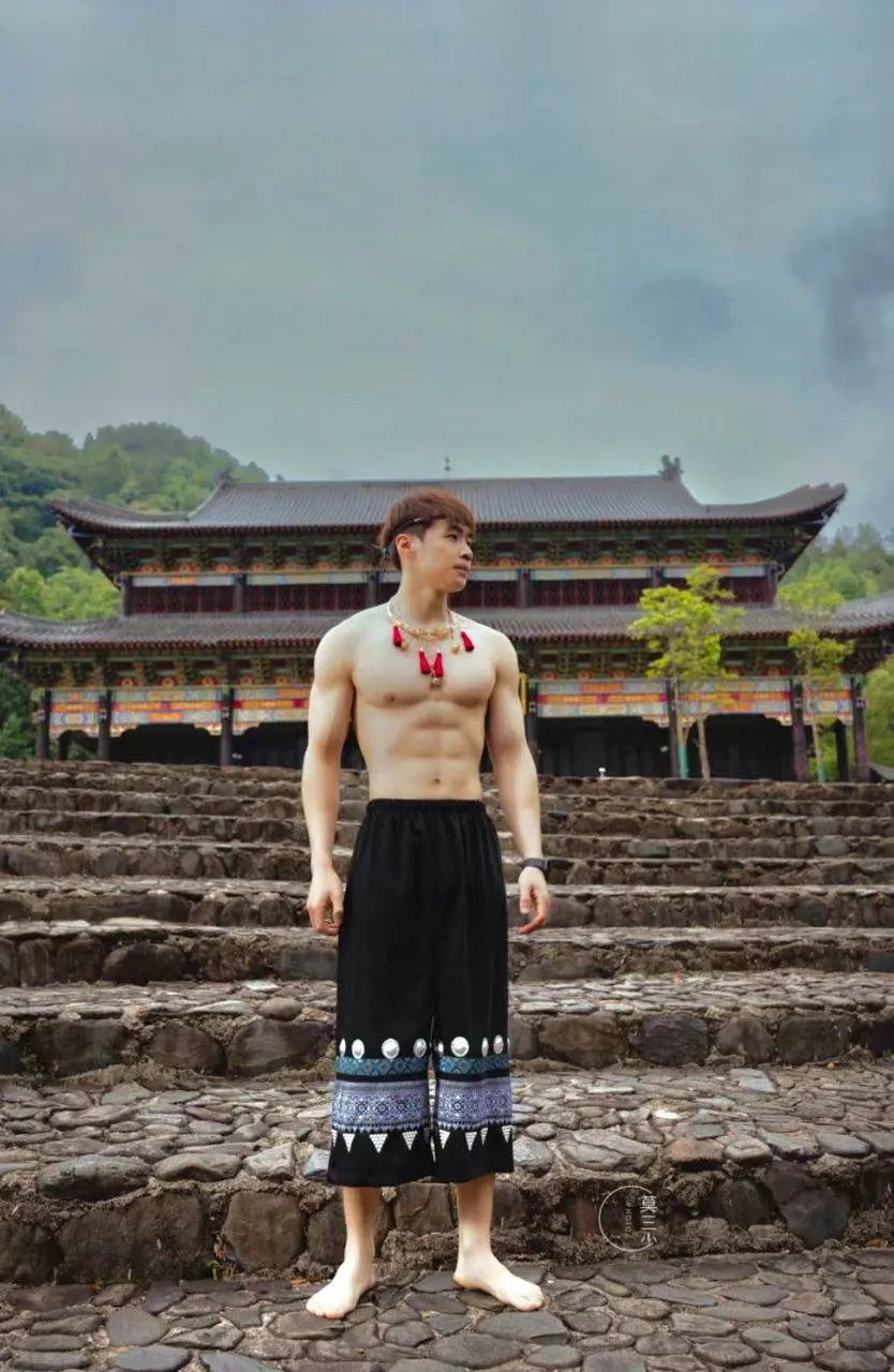 ถอดโชว์เรือนร่าง 2863