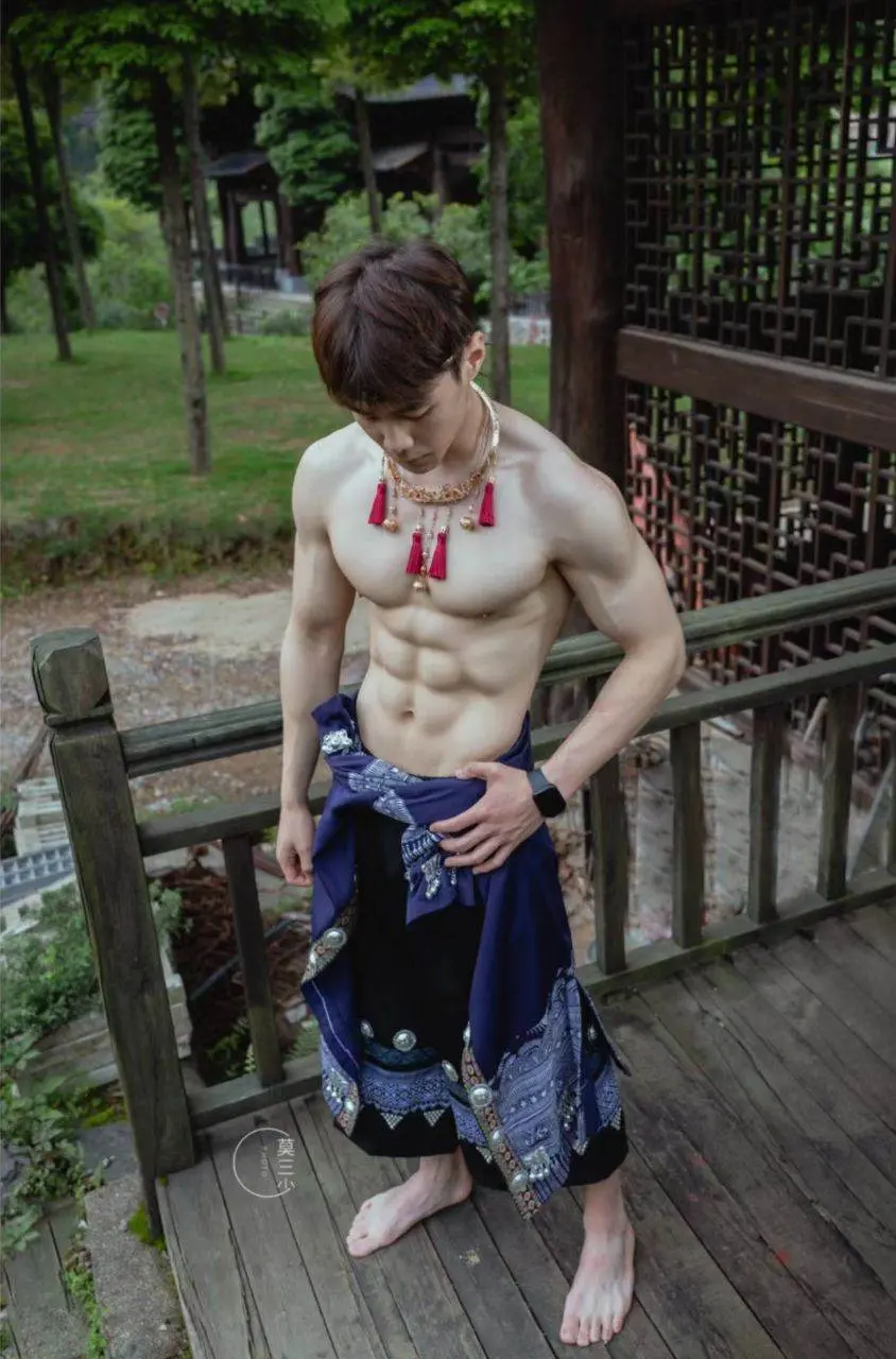 ถอดโชว์เรือนร่าง 2863