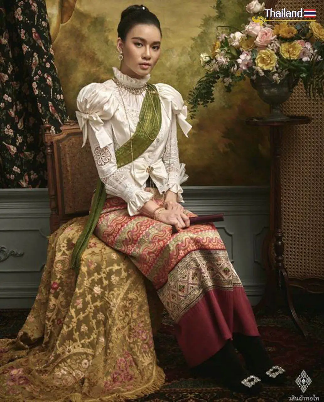 THAILAND 🇹🇭 | Lanna traditional dress of Northern Thailand