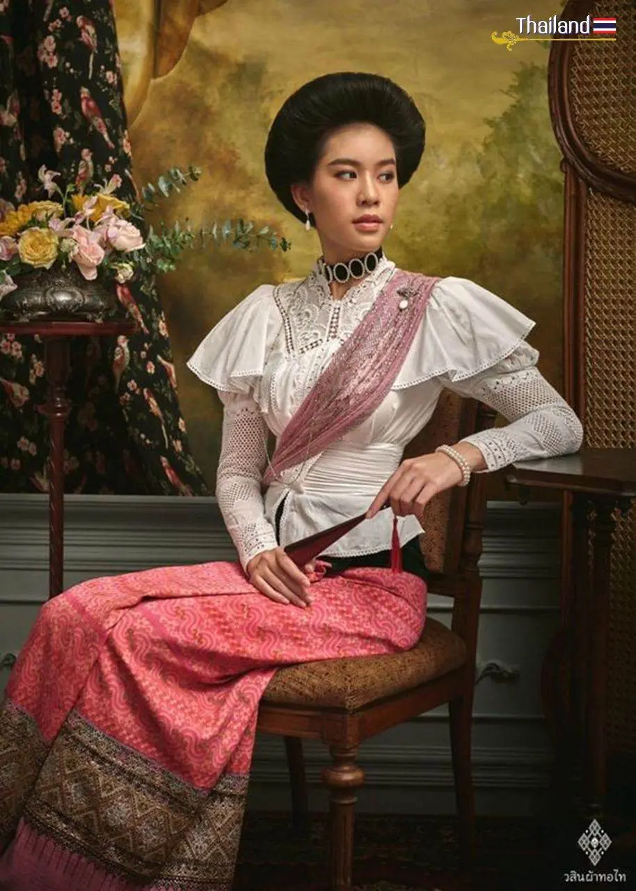 THAILAND 🇹🇭 | Lanna traditional dress of Northern Thailand