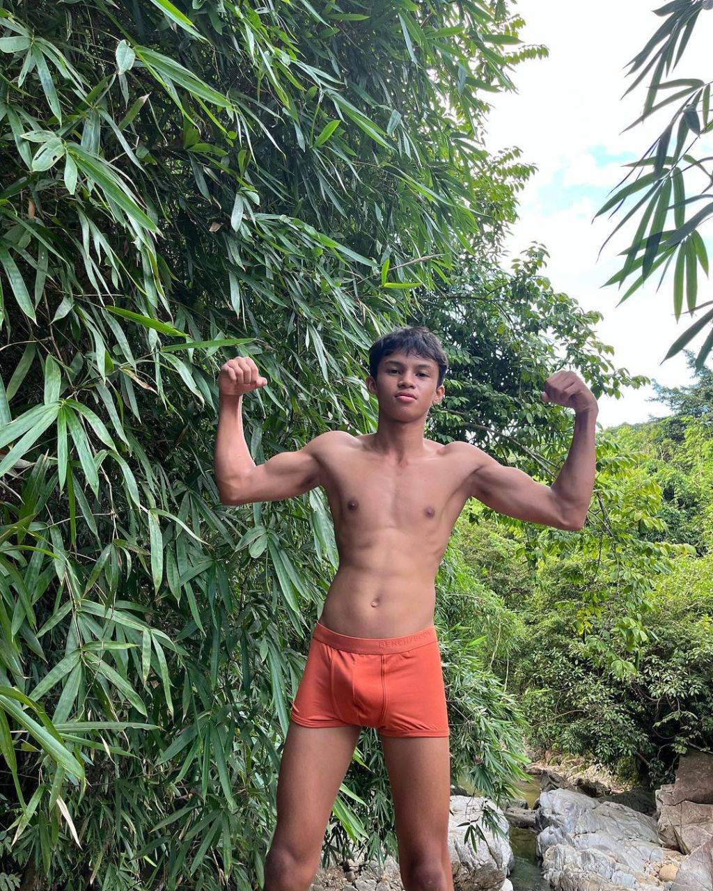 ส่องเกงในหนุ่มๆ v 2