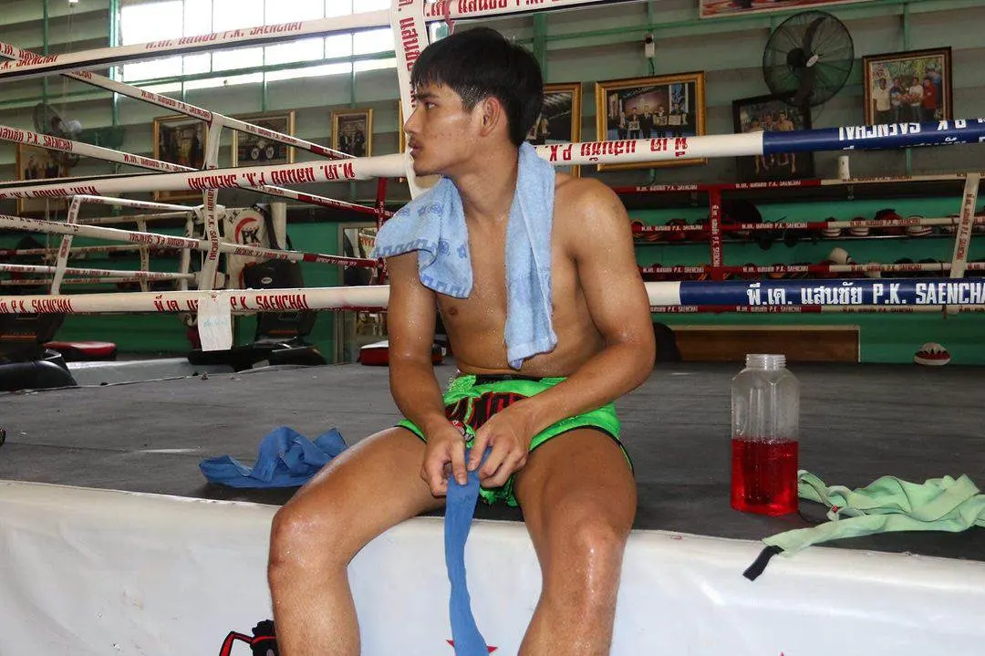 รักแล้วเลียเลย
