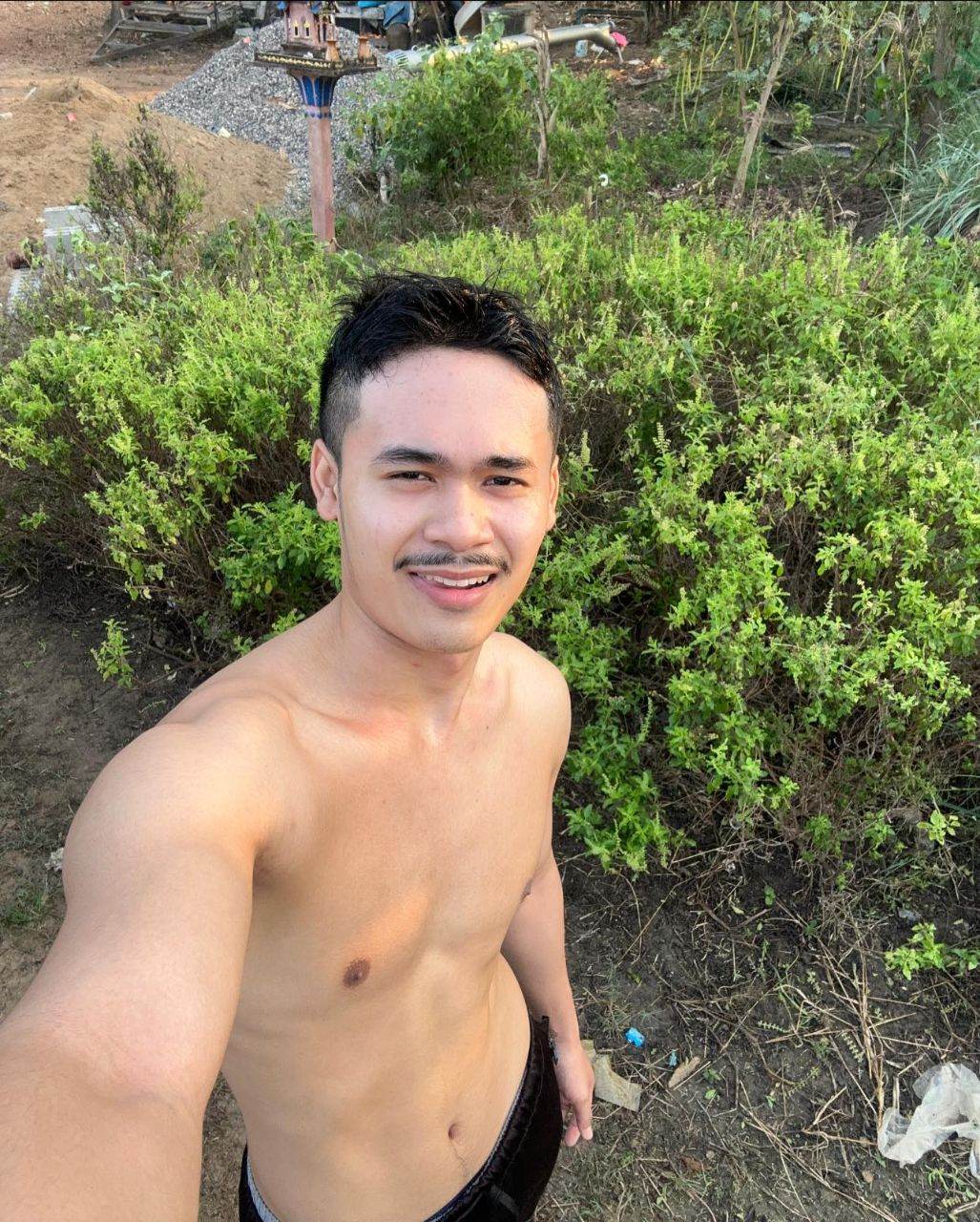 ยั่วเล็กๆ