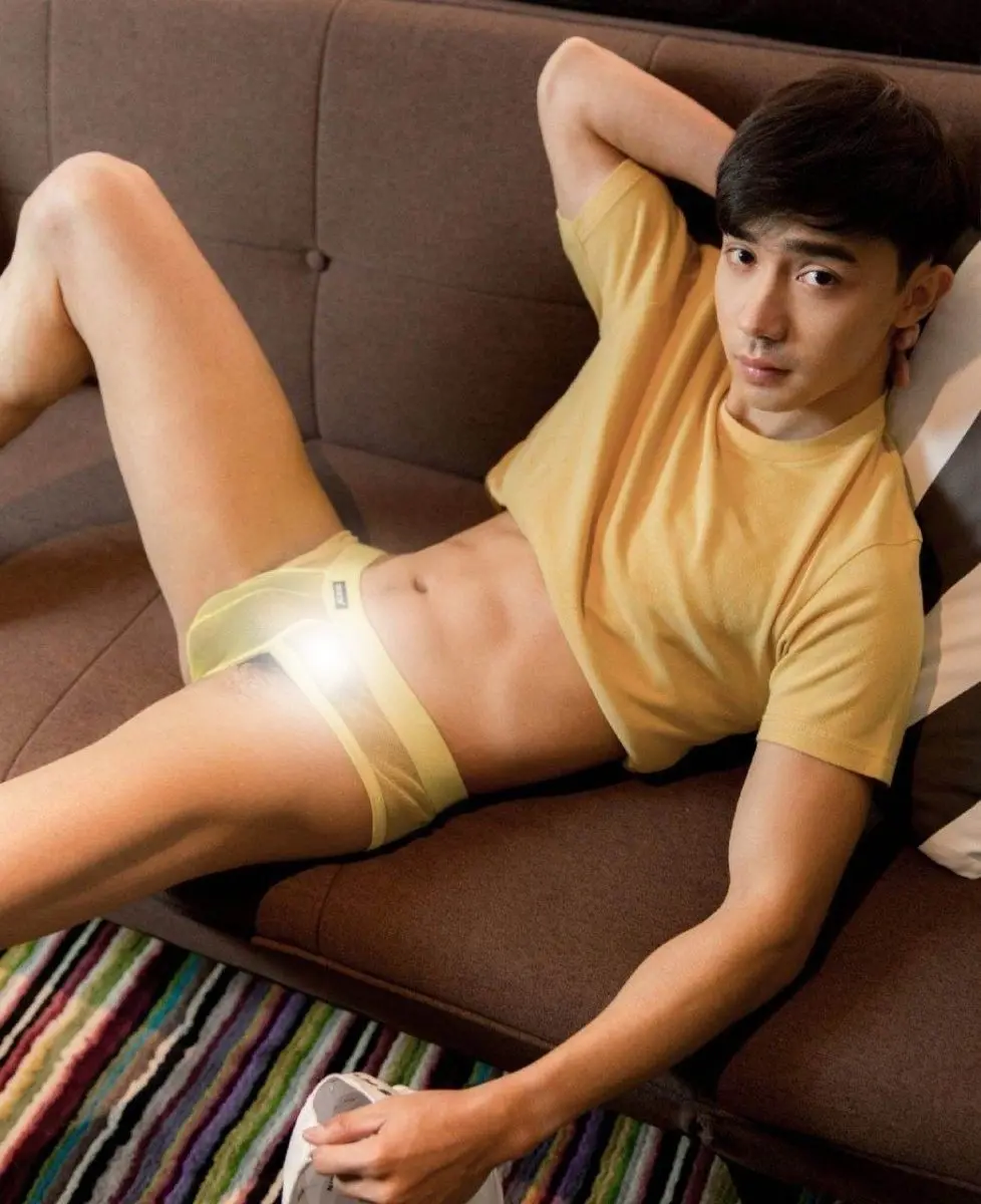 พี่น้องท้องชนหลัง