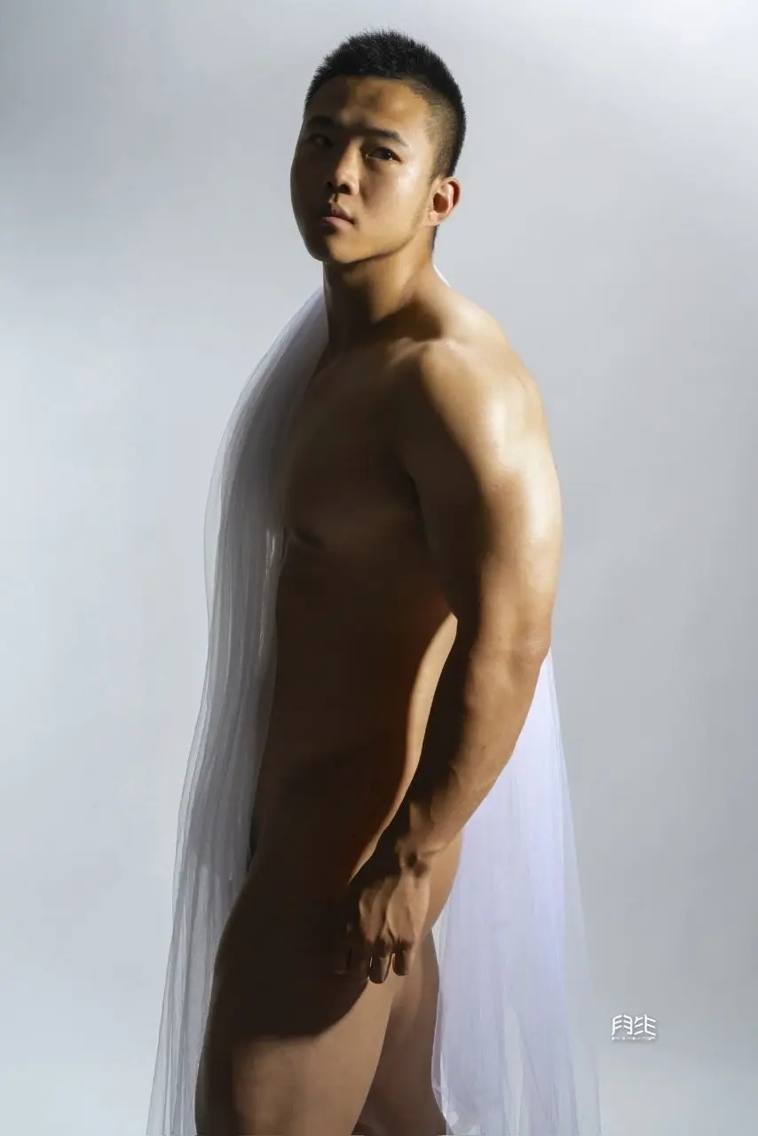 นายแบบจีน นิตยสาร WAVES 002