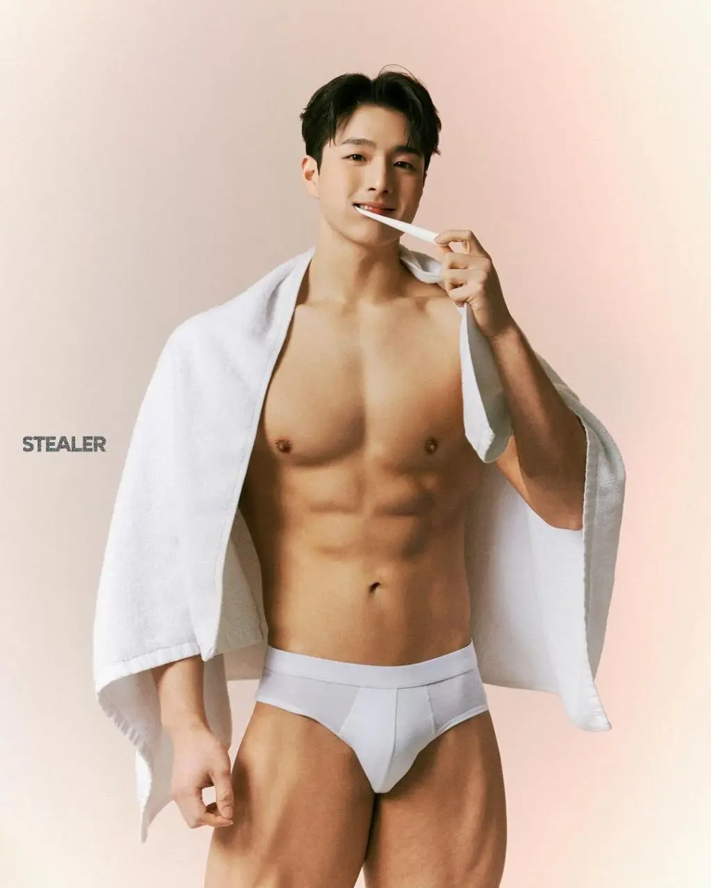 นายแบบนิตยสาร Sum.mer Bodyprofile