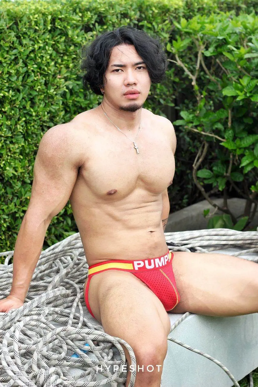 หนุ่มไทยจาก lnbox Model : Pai