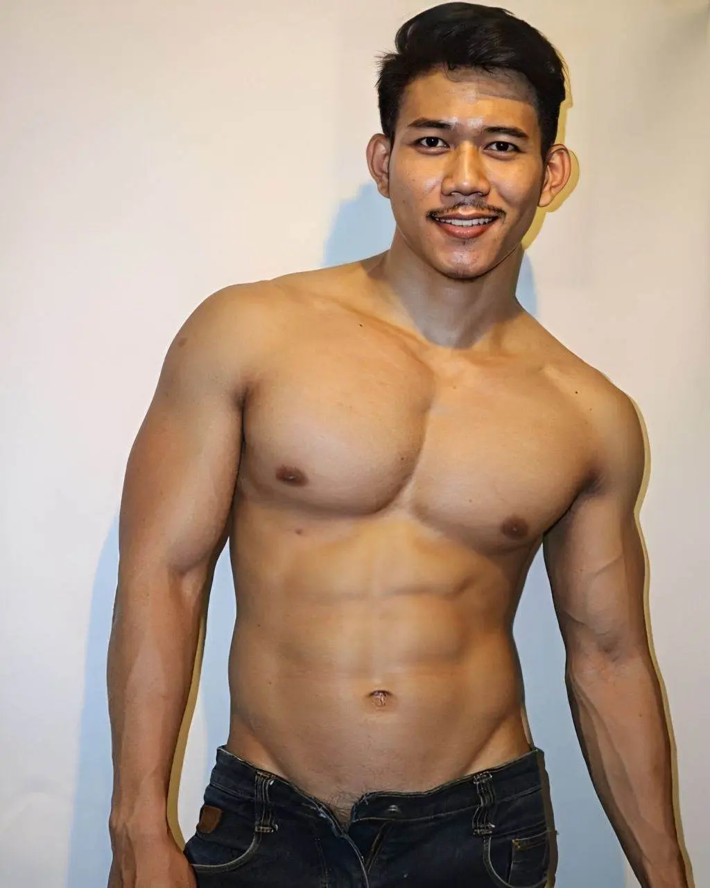 รวมนักกล้าม อินโดนีเซีย