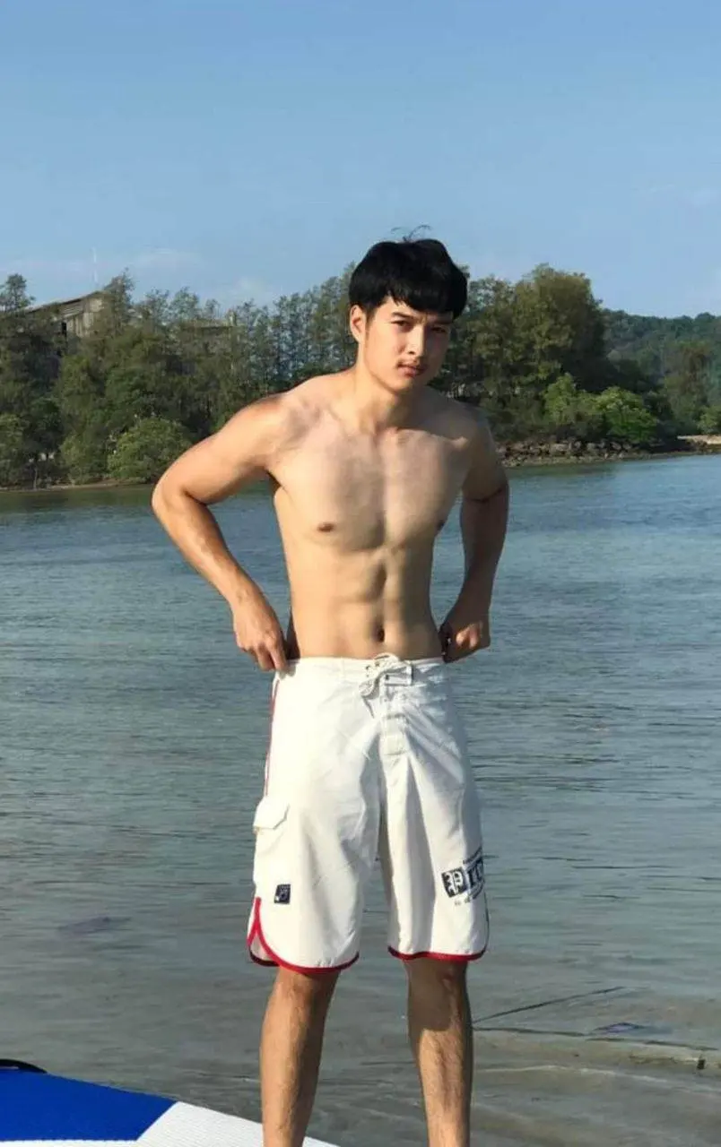 ถอดโชว์เรือนร่าง 2872
