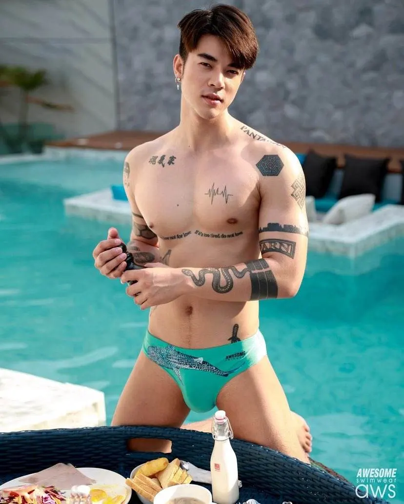 ซิกซ์แพ็คก็พอมี แต่ขาดเธอคนดีมาใส่ใจ